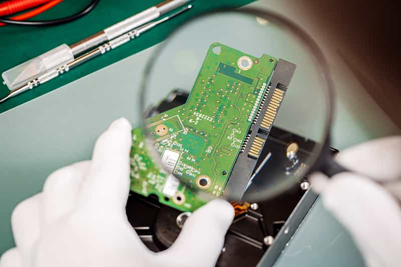 How to Find Defects on a PCB?